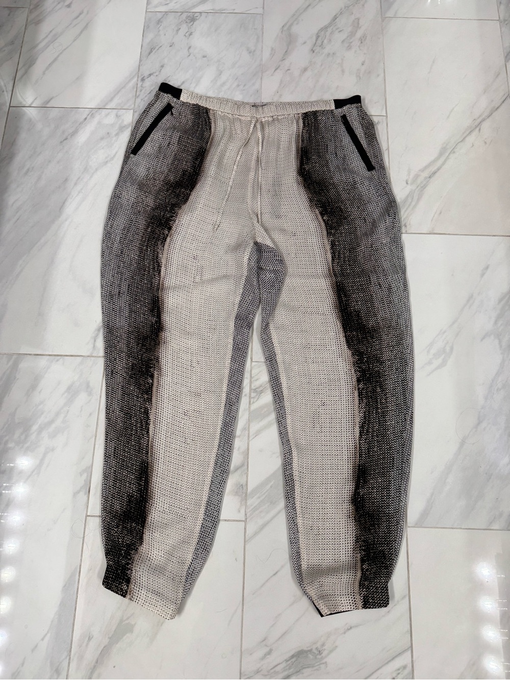 NWT Tahari 100% Silk Abstract Print Jogger Pants XL - see video